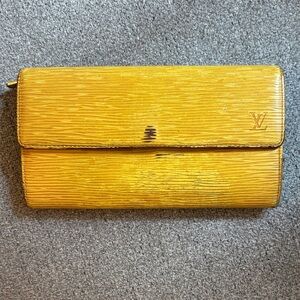 Louis Vuitton Fixer-Upper Mustard Yellow Epi Wallet